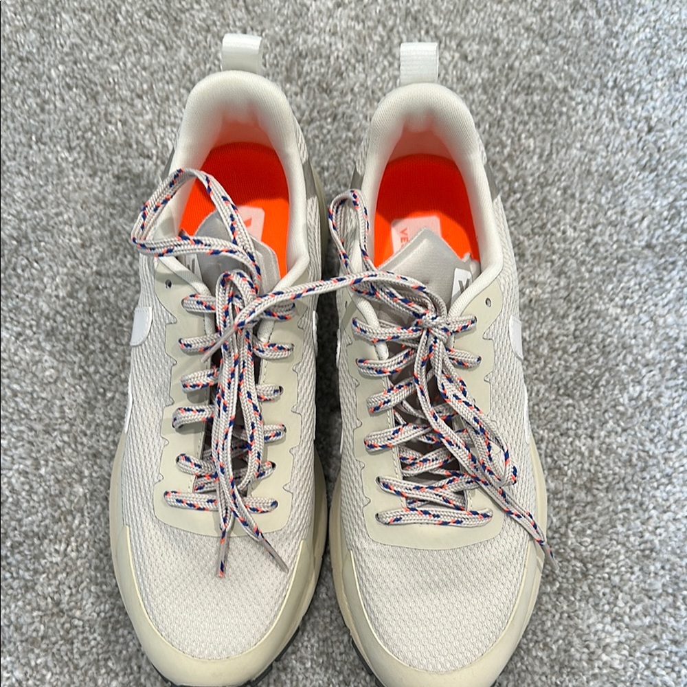Veja Sneakers